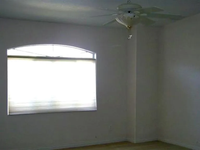 647 Florence Dr #- — Photo 11