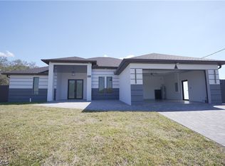 1602 McArthur Ave, Lehigh Acres, FL 33972