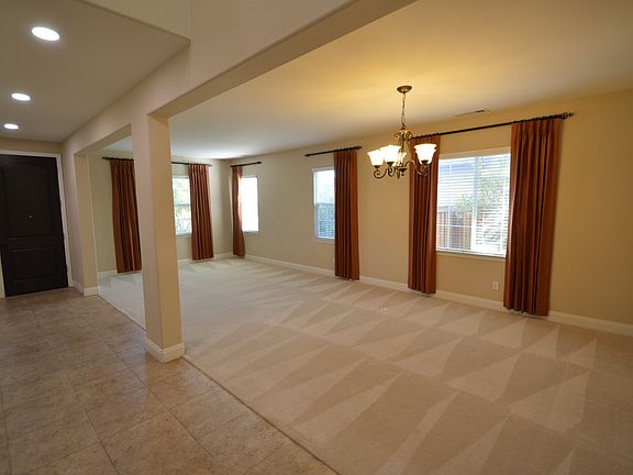 4th image of 1252 Monterosso St