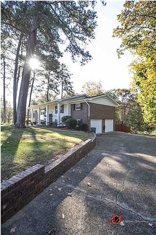 1st image of 5849 Northshore Dr