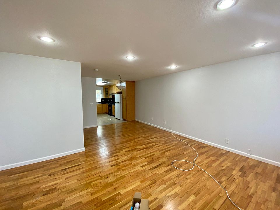 1st image of 652 Cypress Ave