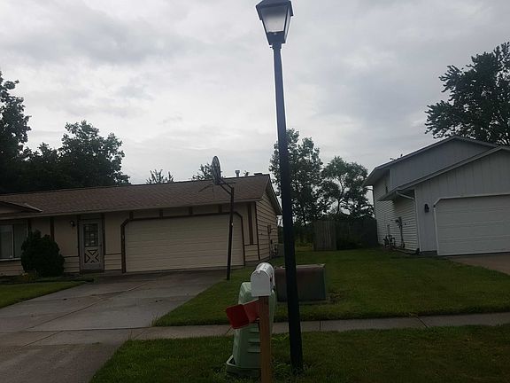 5th image of 2731 W 40th St