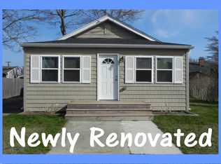 11 Upham St, Wareham, MA 02571