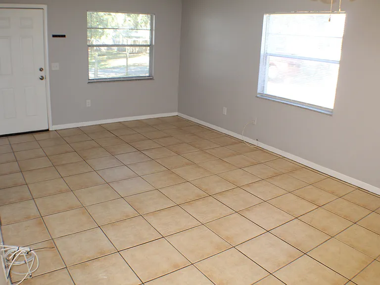 857 Lyndhurst St #D — Photo 1