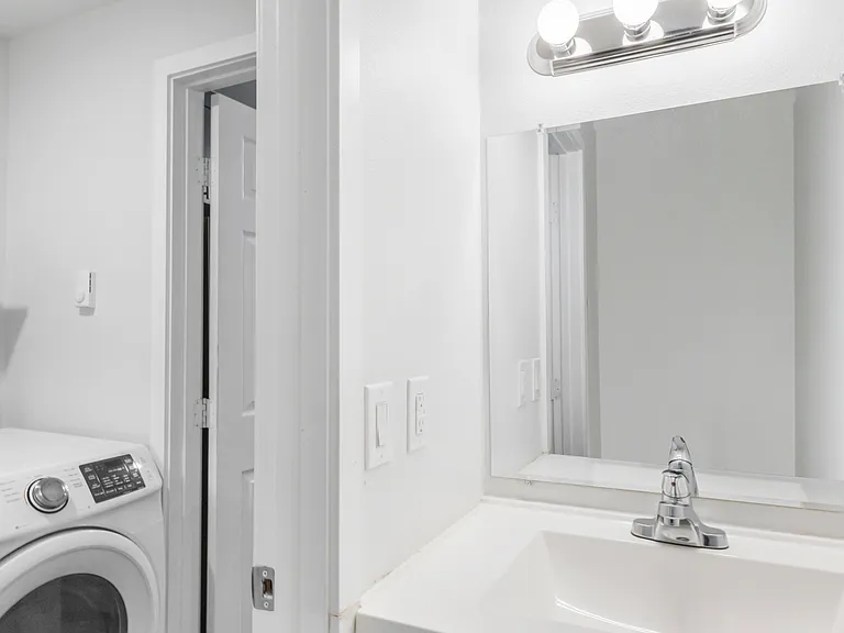Redondo Ridge Townhomes — Photo 18