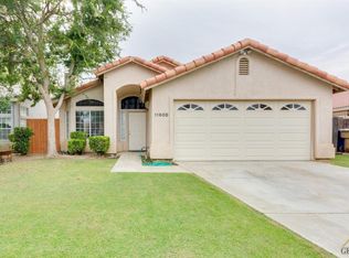 11600 Blue Grass Dr, Bakersfield, CA 93312