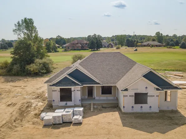 1185 Invitational Dr, Metamora, MI 48455