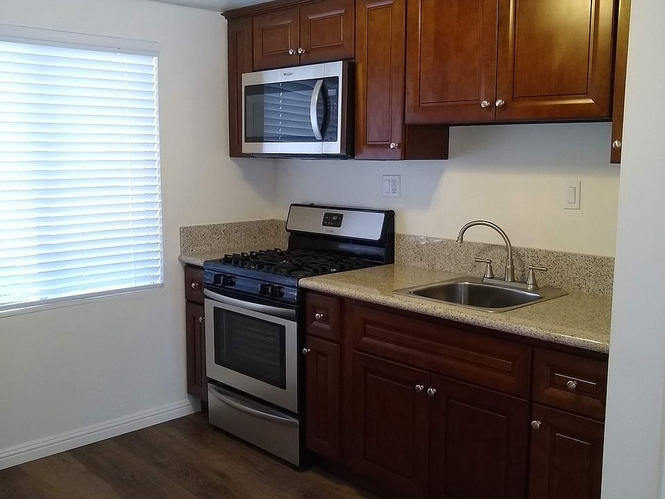 1st image of 3556 Garnet St