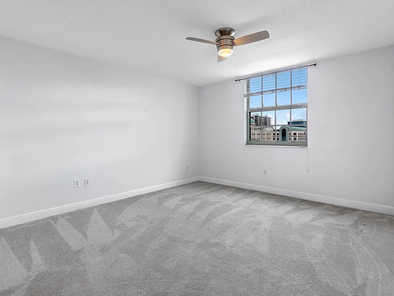 610 Clematis St #418 — Photo 12