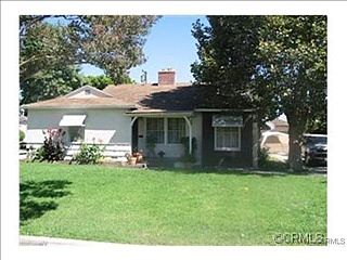 1st image of 406 S Myrtlewood St
