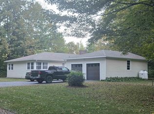 58 Morningside Dr, Windsor, VT 05089