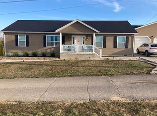 496 Plymale Ln, Gallipolis Ferry, WV 25515
