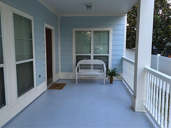 2nd image of 1729 Forsythe Dr