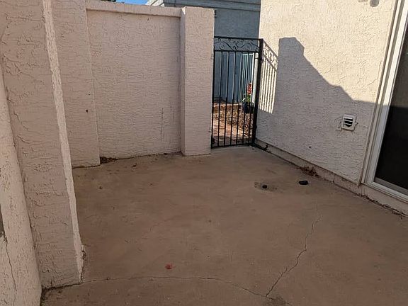 4th image of 1503 W Loughlin Dr