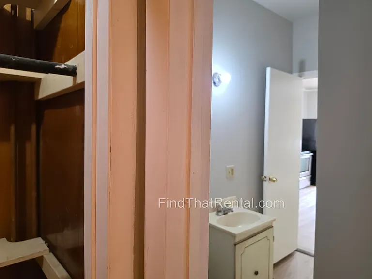 102 N Bedford St — Photo 41
