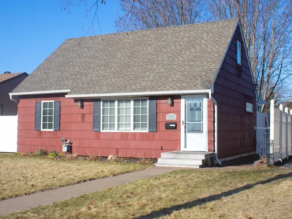 1114 6th Ave S, South Saint Paul, MN 55075