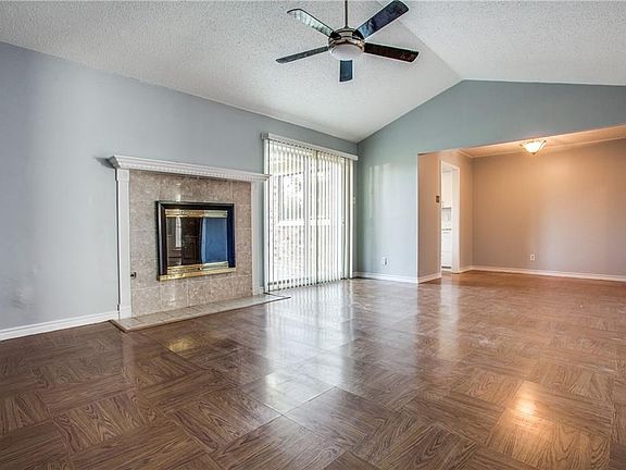 2nd image of 1121 Larchfield Dr