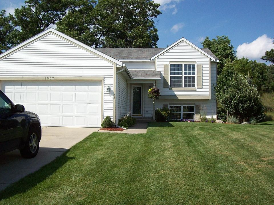 1st image of 1857 Sandrel Dr NE