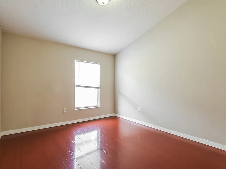 14643 Lady Victoria Blvd — Photo 14