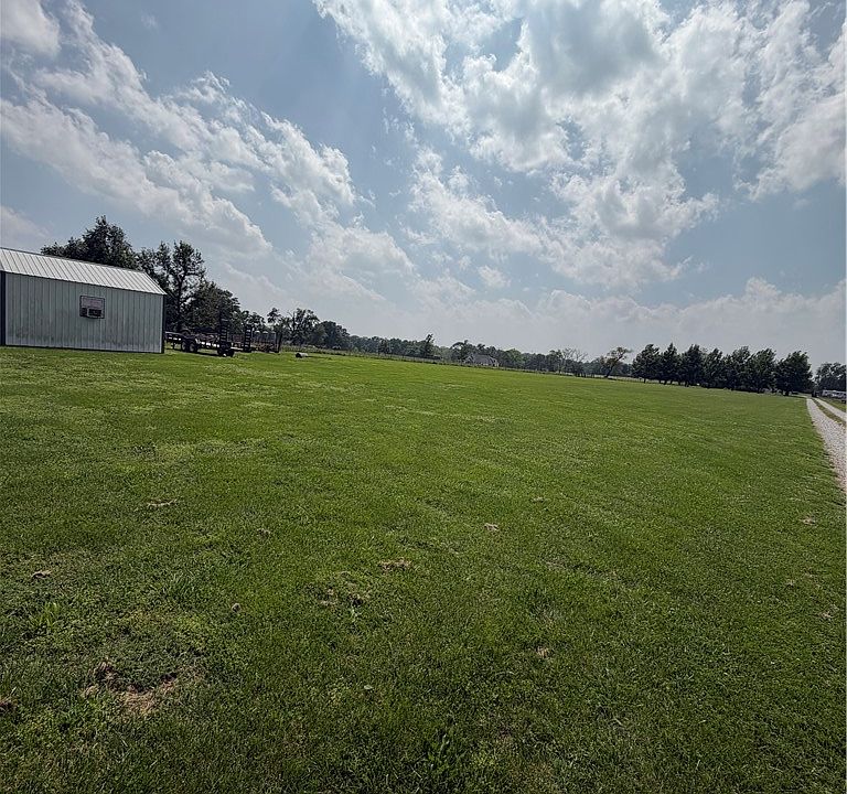 1st image of Spring Creek Rd