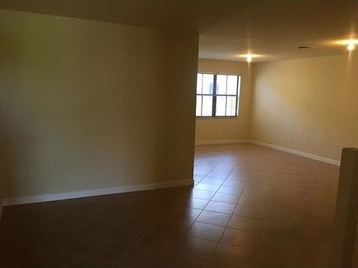 4th image of 8445 Lakeview Trl