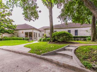 9698 Longmont Dr, Houston, TX 77063