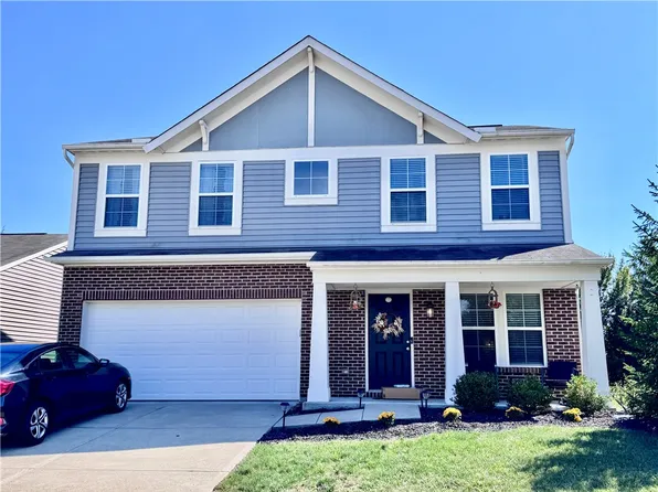 4303 Hunting Hawk Dr, Lebanon, OH 45036