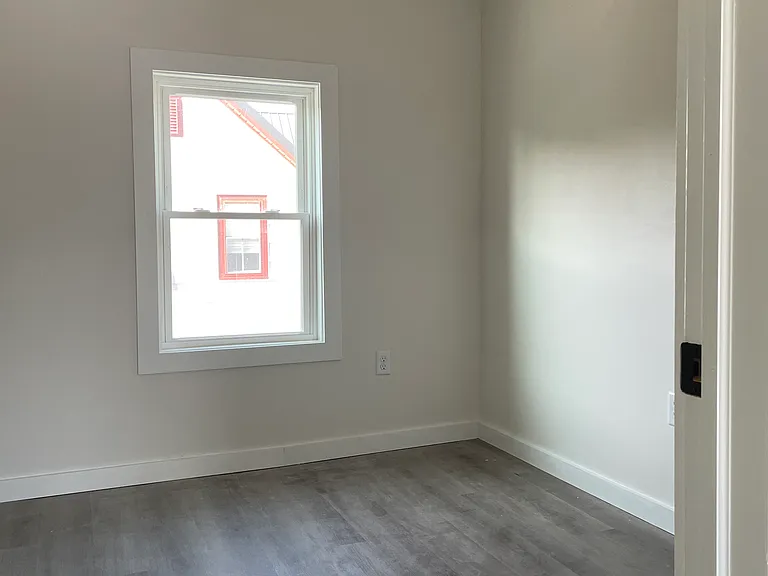 1043 Gravel Rd #C — Photo 11