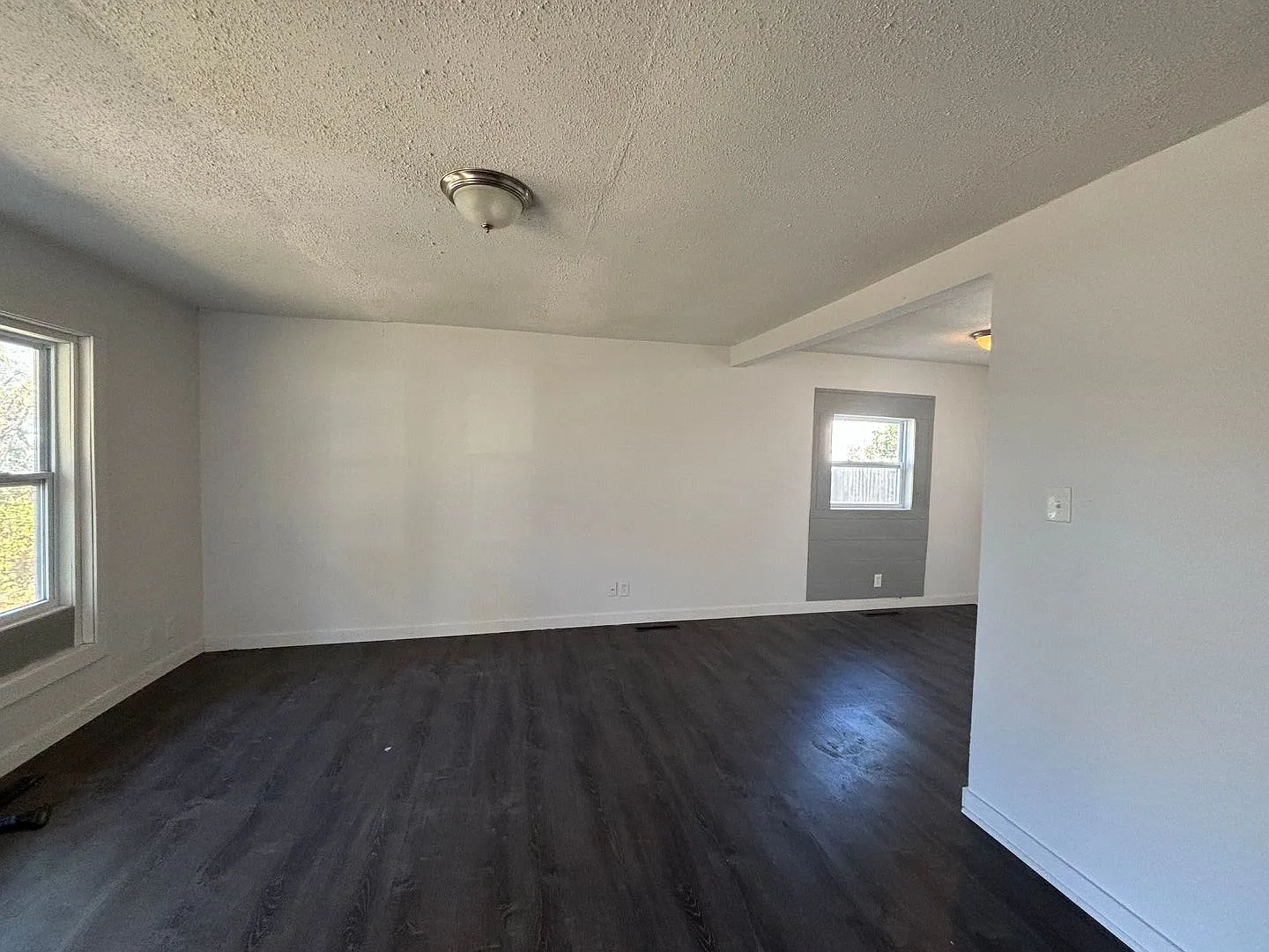 Charming 3 bed 1 bath house! — Photo 3