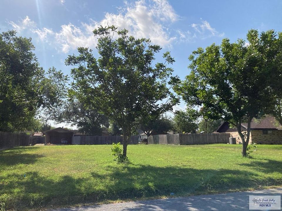 2nd image of 1710 Pecan Ct