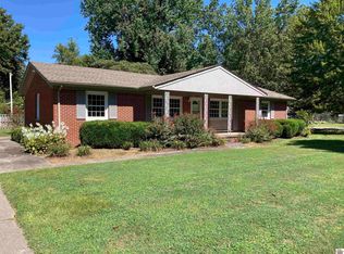 3520 Benton Rd, Paducah, KY 42003