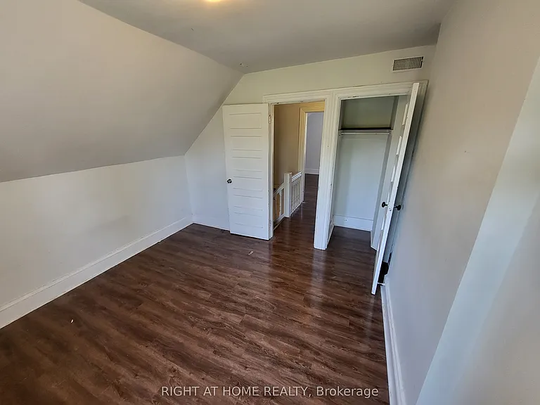 194 Beatrice St #2 — Photo 7