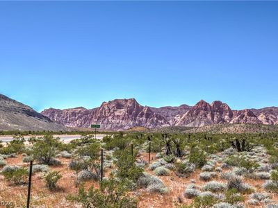 14320 Calico Basin Rd, Las Vegas, NV, 89161