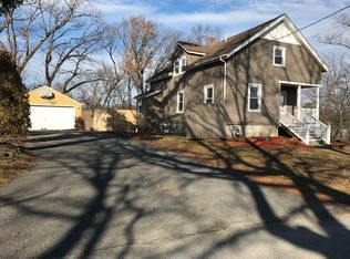 26 Hornbine St, Cranston, RI 02910