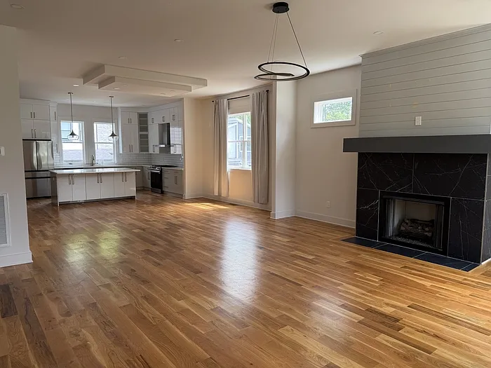 2321 Carter Ave #A — Photo 7