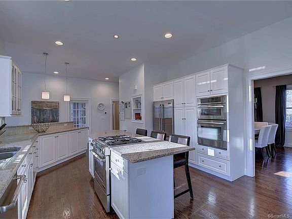 5th image of 108 Aspen Dr