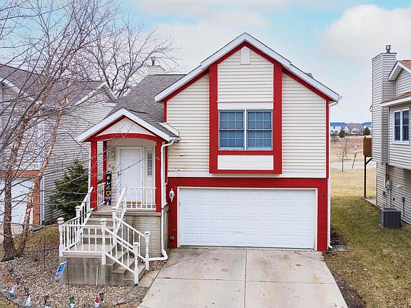 2nd image of 42 Parkshores Dr