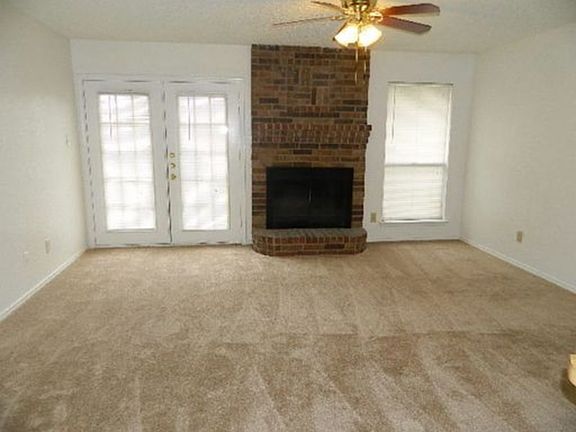 4th image of 4812 Cable Dr