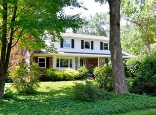 134 Forestwood Dr, Northfield, OH 44067