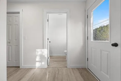 Front entry with 1/2 bath