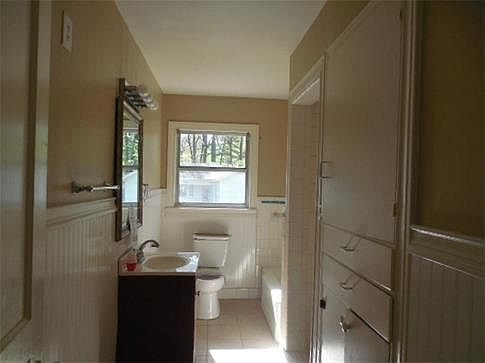5th image of 55 Linwood Dr