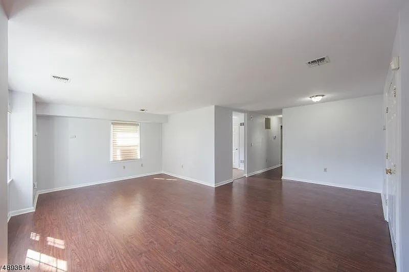 2 bed, 1200 sqft, $2,950 — Photo 4