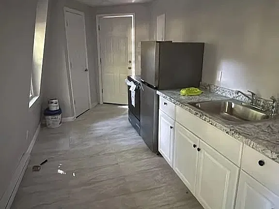 1 bed, $1,100 — Photo 2