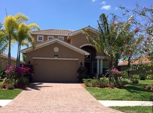 9261 Campanile Cir, Naples, FL 34114