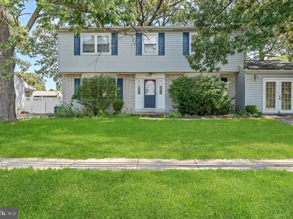 7933 Elvaton Rd, Glen Burnie, MD 21061