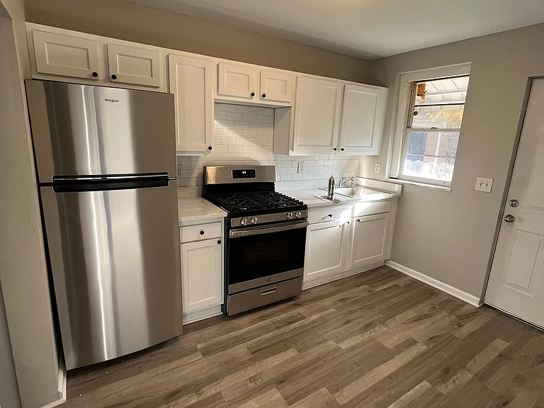 7348 Denniston Ave — Photo 10