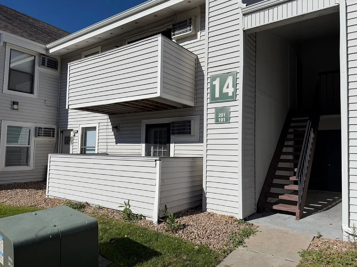 Building Photo - 10150 E Virginia Ave #14-101