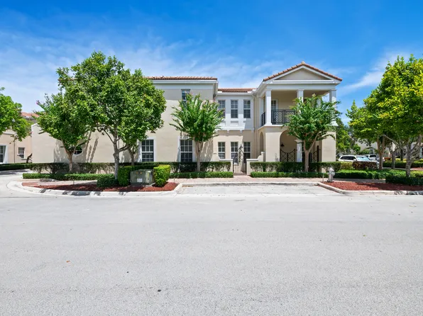 870 NW 83rd Ln, Boca Raton, FL 33487