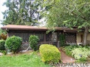 35 Sarah Ln, Etowah, NC 28729