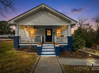 318 N Academy St, Mooresville, NC 28115